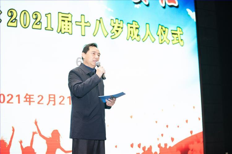 演员张若昀把妻子唐艺昕宠成宝,为何却将自己的父亲告上了法庭?-专业问答类网站